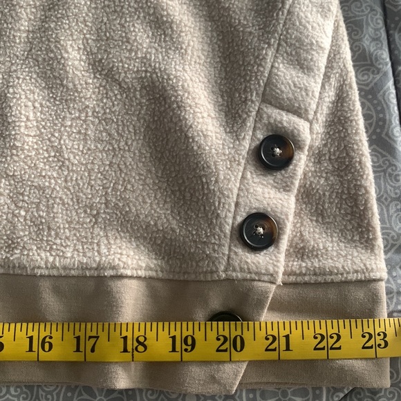 Madewell Brushed Sweatshirt Alabaster Medium Side-Button Accent Relaxed Cozy - Picture 15 of 17